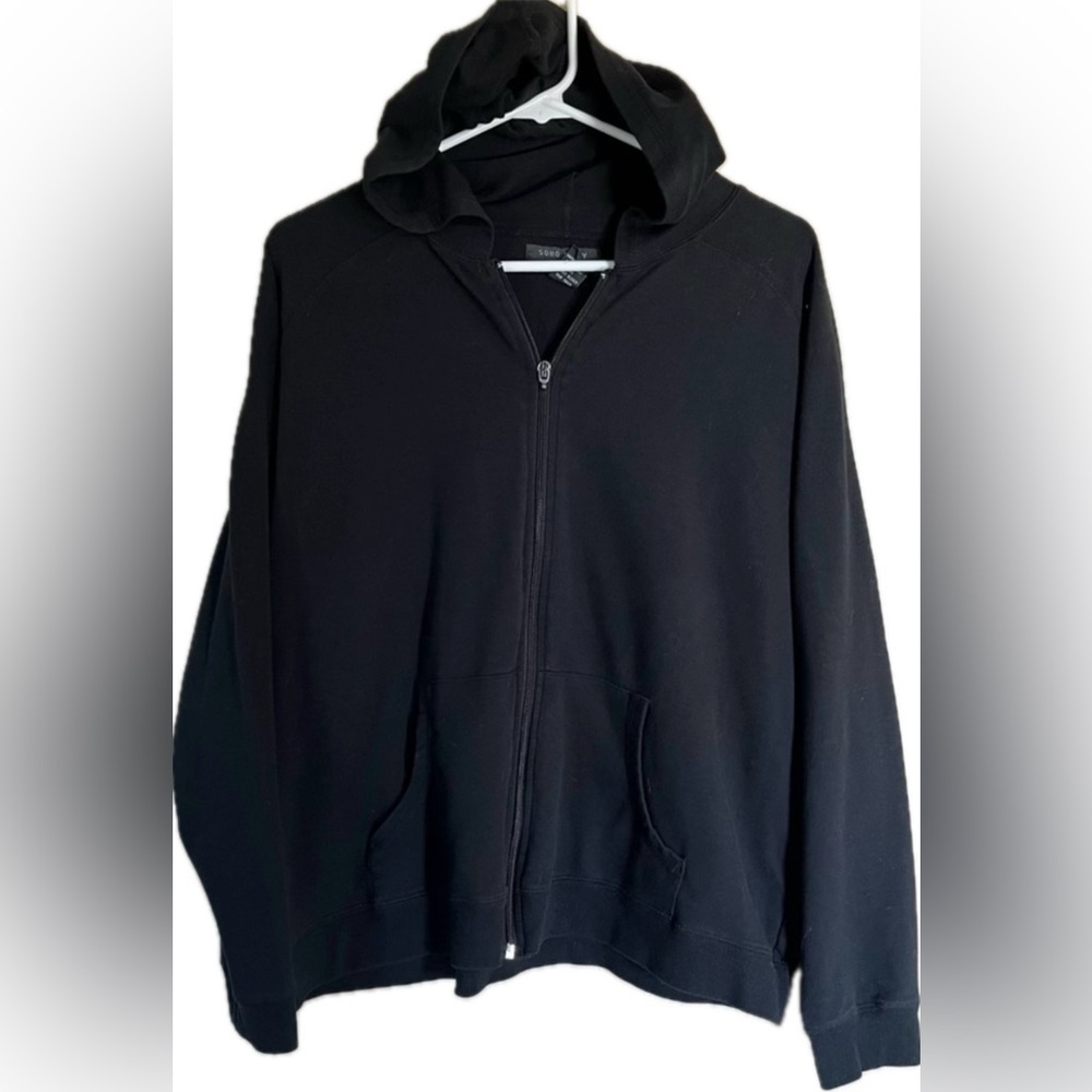 Soho Lady New York full zip Hooded sweatshirt. Excellent condition! Size Large
